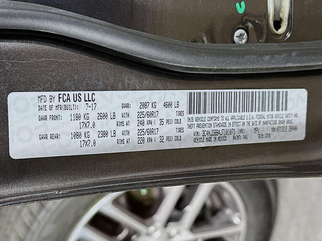 Thumbnail: 2018 Jeep Compass - 23