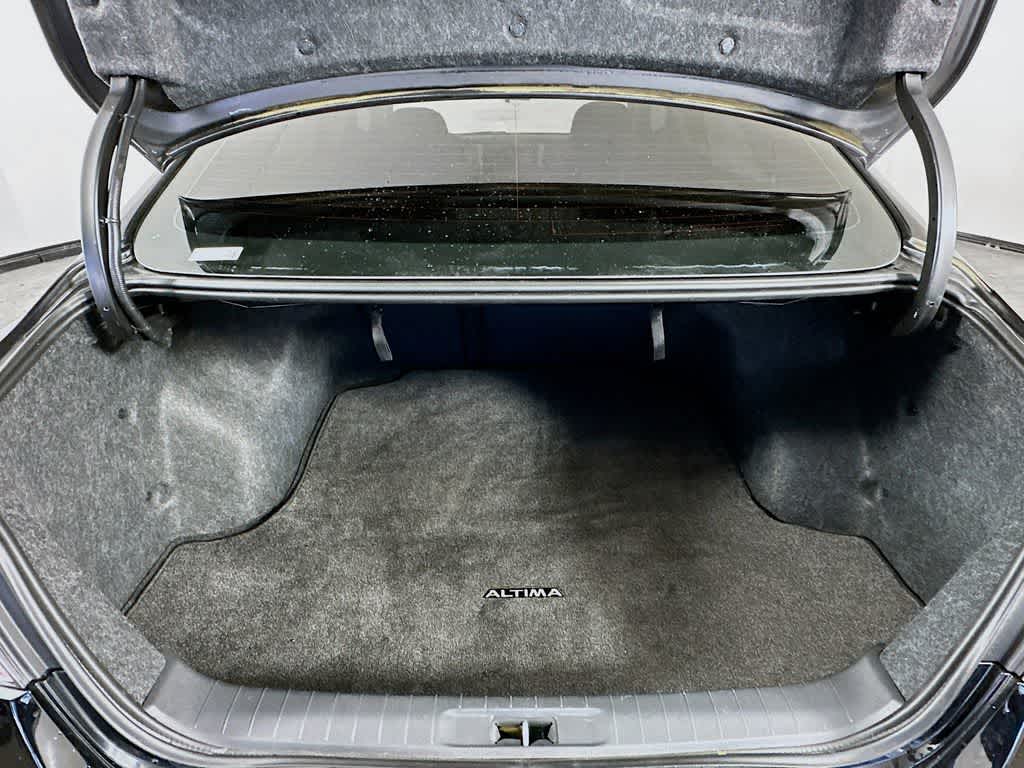 Thumbnail: 2015 Nissan Altima - 20