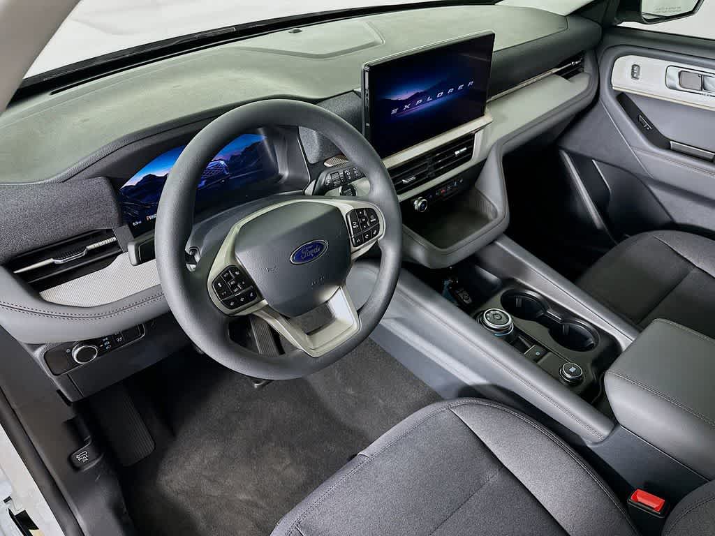 Thumbnail: 2026 Ford Explorer - 2