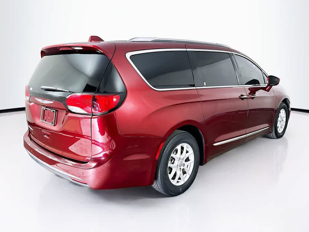 Thumbnail: 2020 Chrysler Pacifica - 25