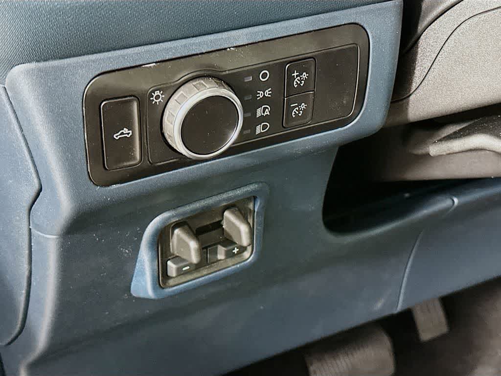 Thumbnail: 2025 Ford Maverick - 26