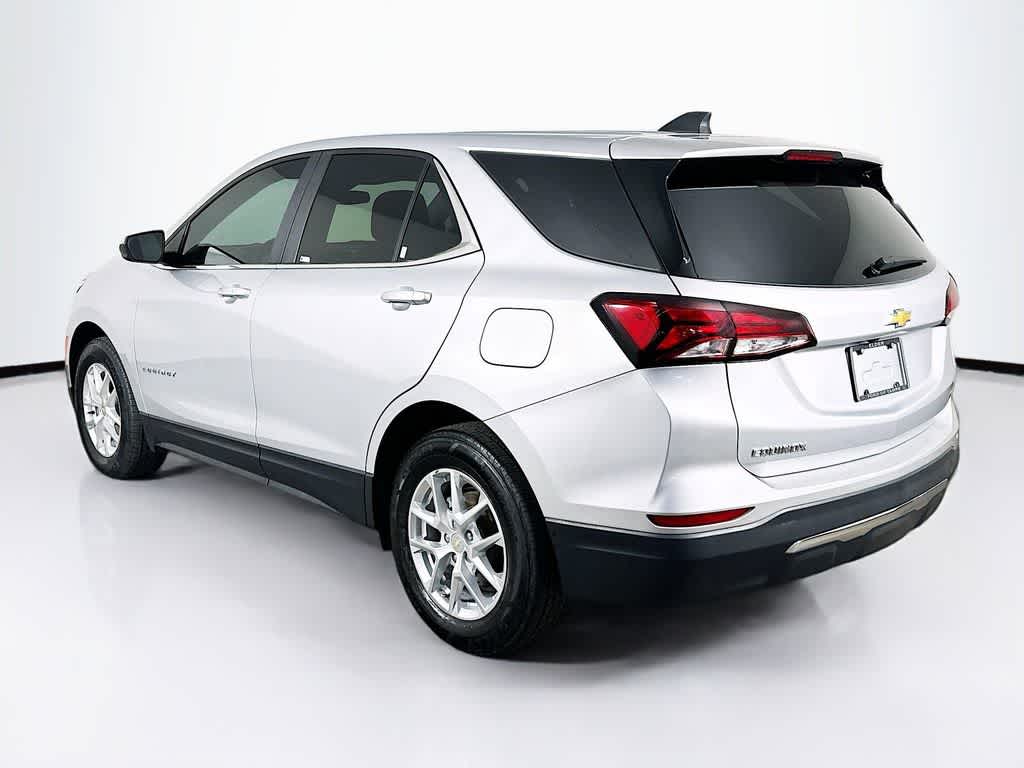 Thumbnail: 2022 Chevrolet Equinox - 4