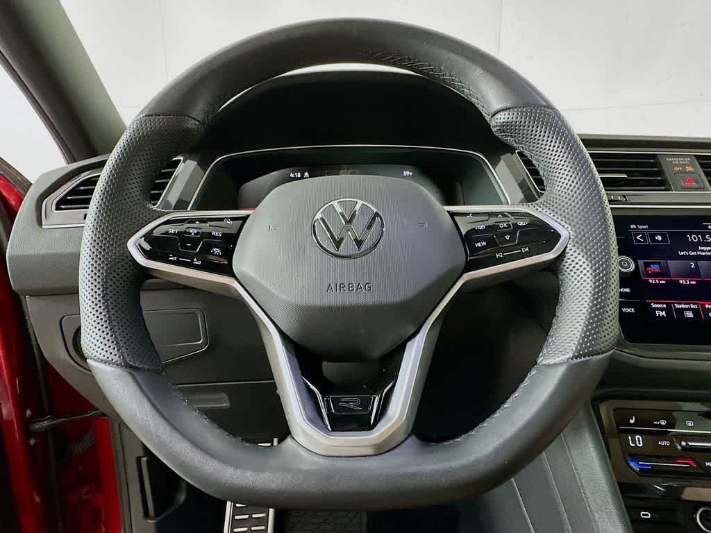 Thumbnail: 2024 Volkswagen Tiguan - 16