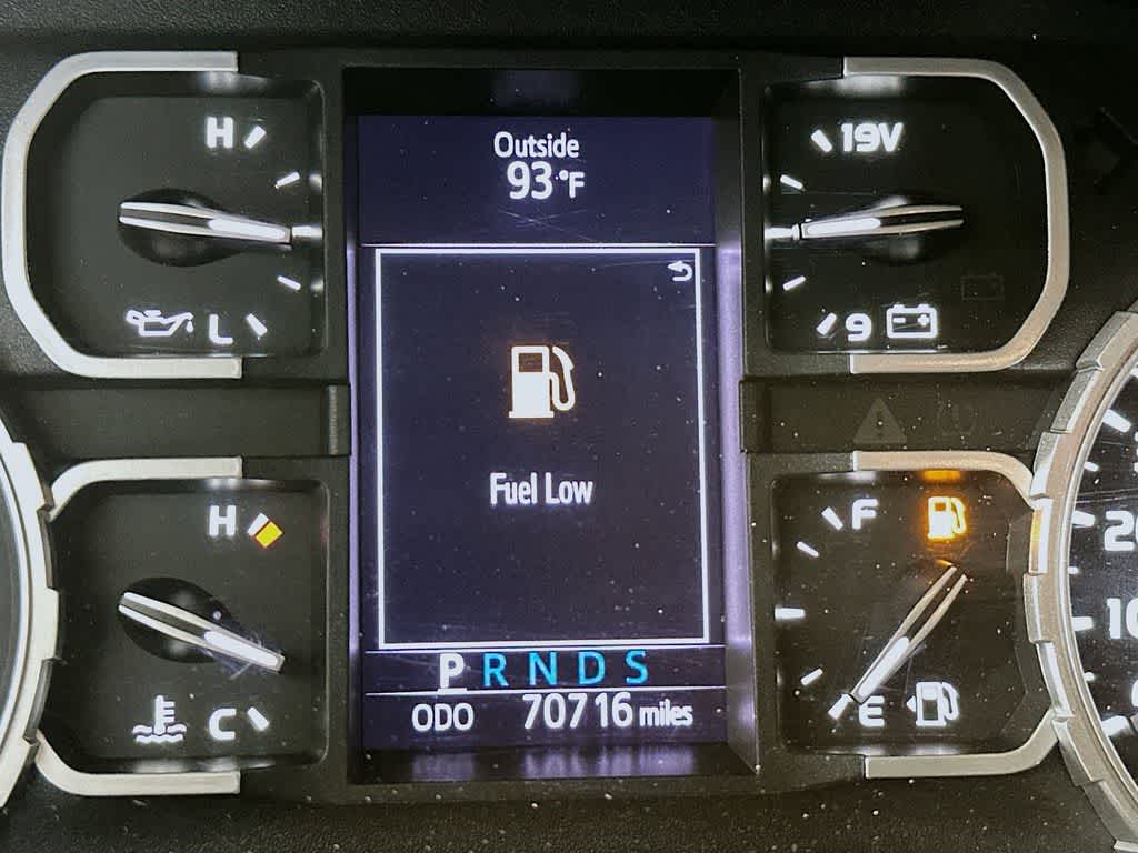 Thumbnail: 2019 Toyota Tundra - 19