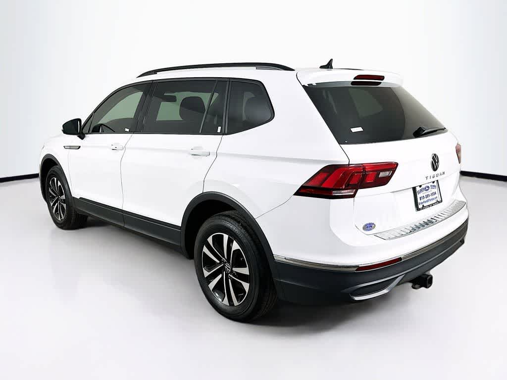 Thumbnail: 2022 Volkswagen Tiguan - 4