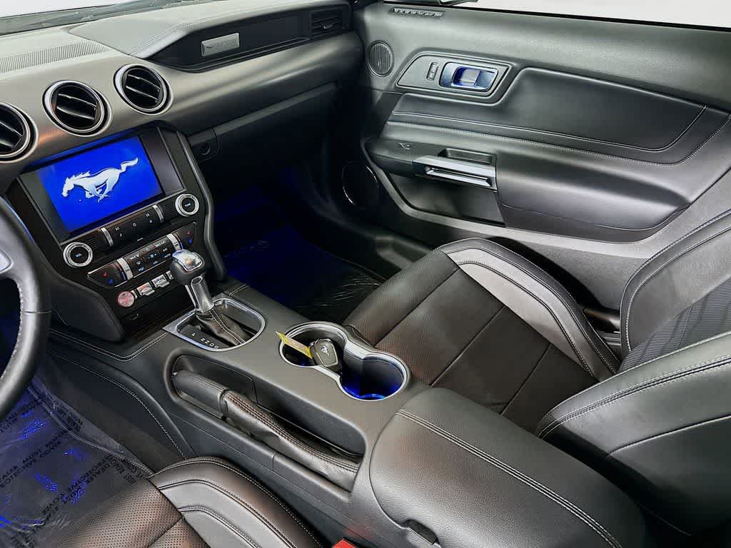 Thumbnail: 2022 Ford Mustang - 11
