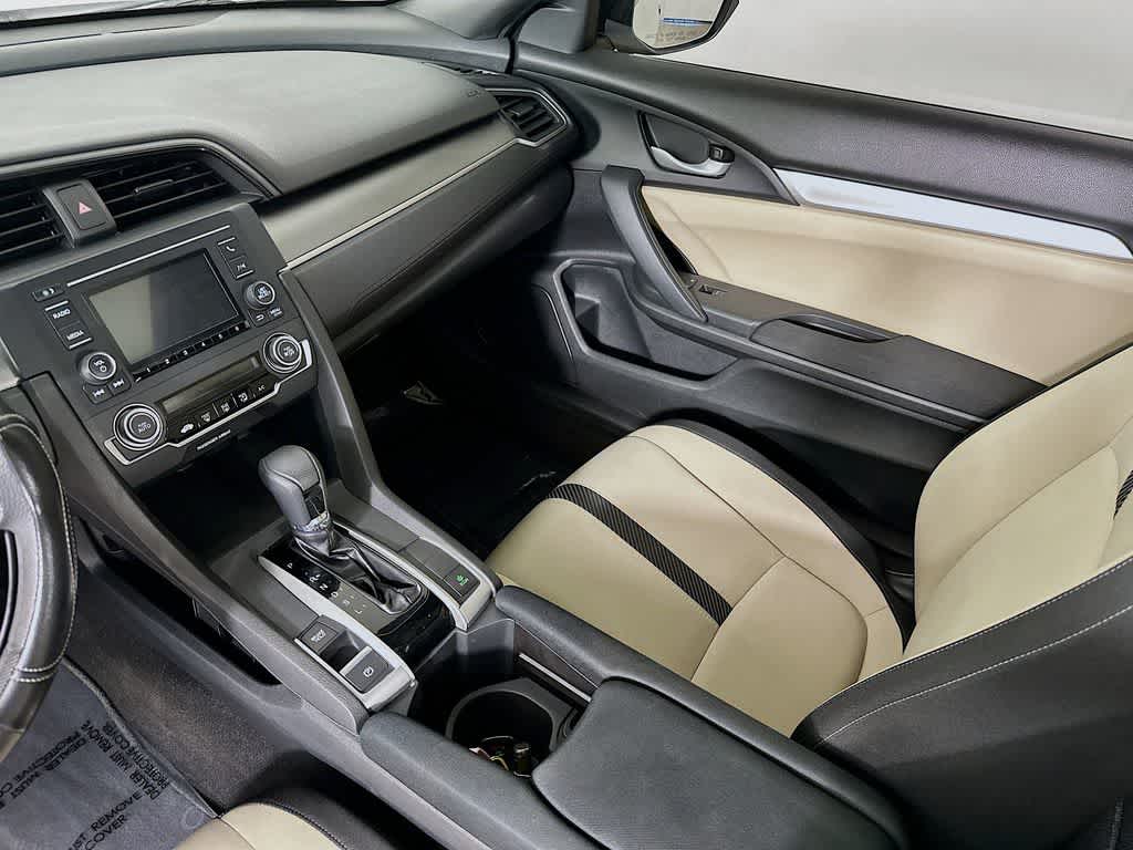 Thumbnail: 2016 Honda Civic - 10