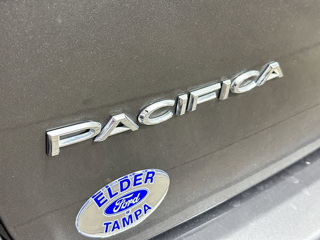 2021 Chrysler Pacifica Touring L 7