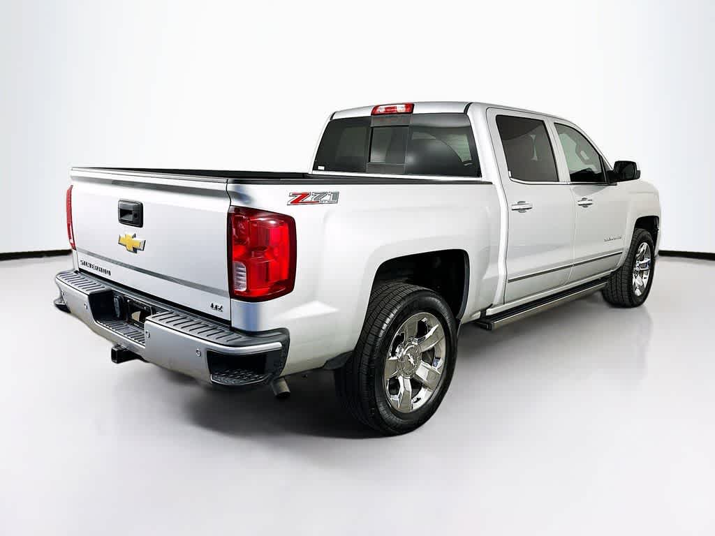 Thumbnail: 2017 Chevrolet Silverado 1500 - 24
