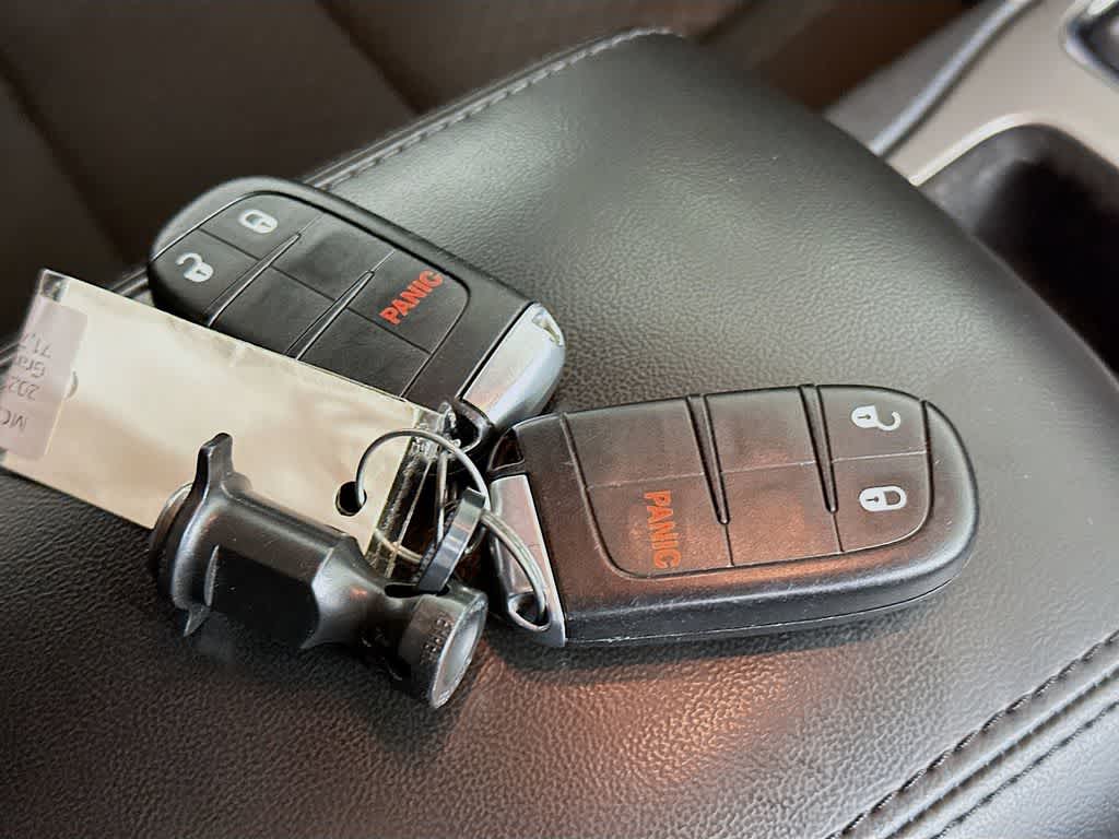 Thumbnail: 2021 Jeep Grand Cherokee - 22