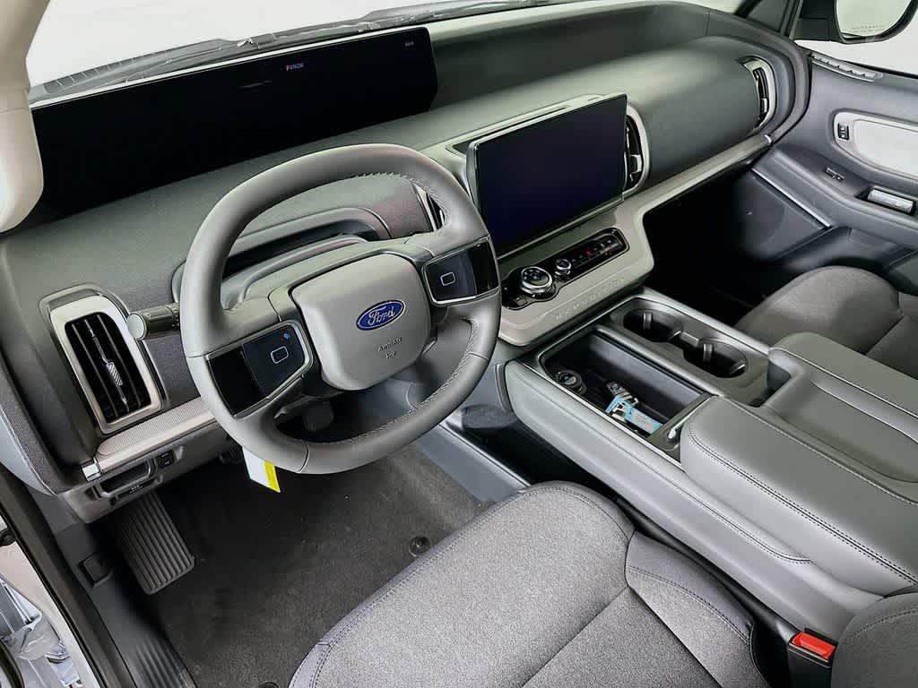 Thumbnail: 2026 Ford Expedition - 2