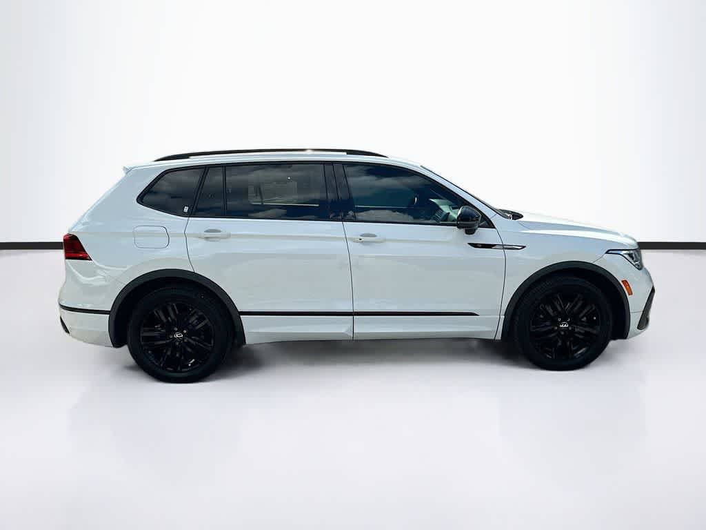 Thumbnail: 2022 Volkswagen Tiguan - 25