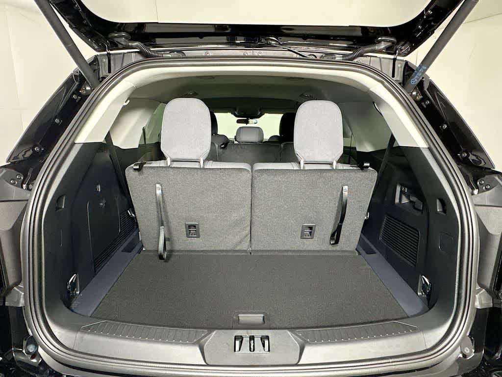 Thumbnail: 2026 Ford Explorer - 19