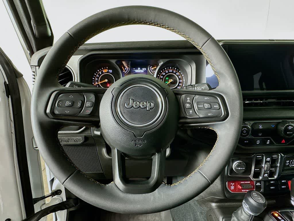 Thumbnail: 2024 Jeep Wrangler - 16