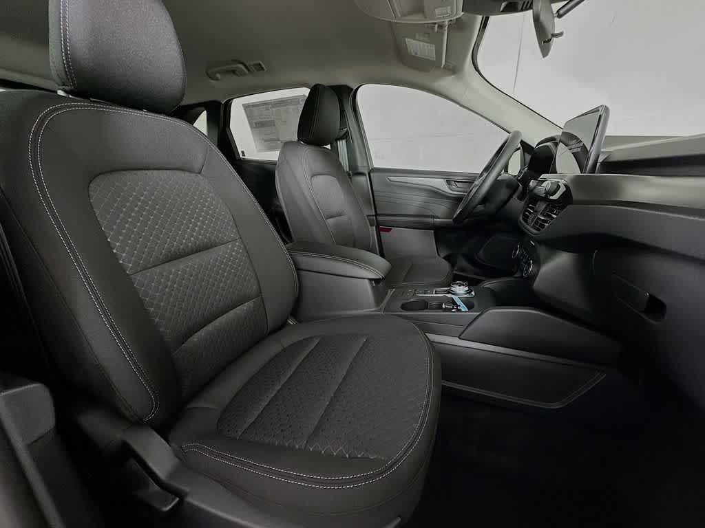 Thumbnail: 2026 Ford Escape - 15