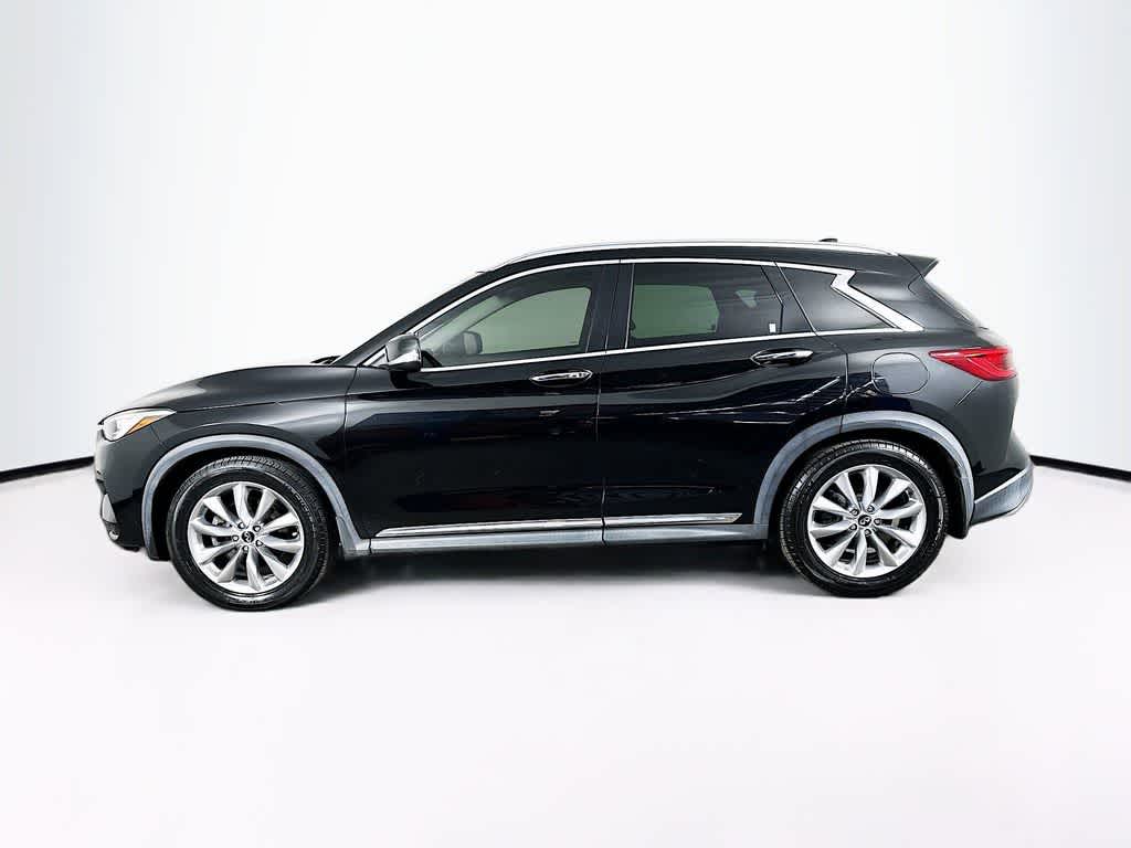 Thumbnail: 2019 INFINITI QX50 - 3