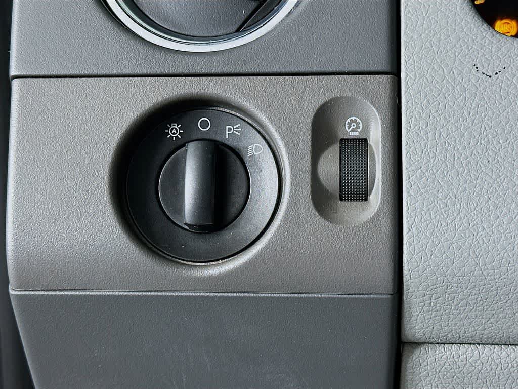 Thumbnail: 2006 Ford F-150 - 26