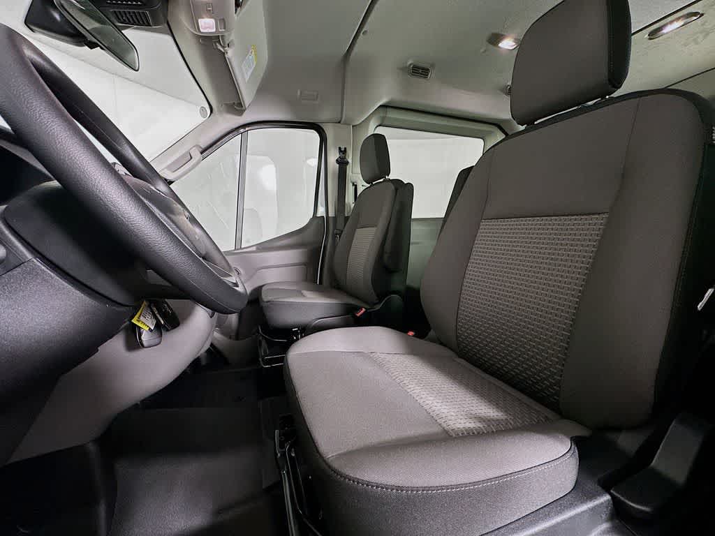 Thumbnail: 2025 Ford Econoline - 12