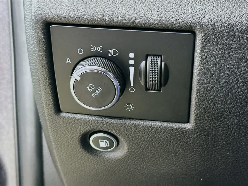 Thumbnail: 2019 Jeep Grand Cherokee - 26