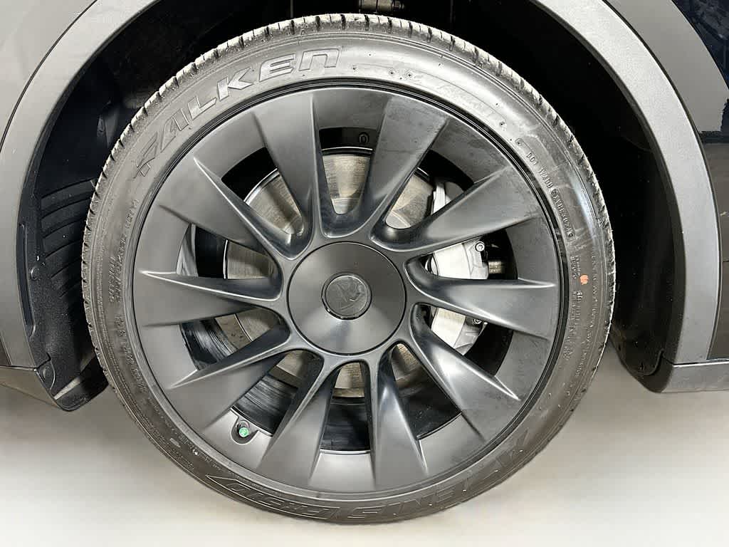 Thumbnail: 2022 Tesla Model Y - 8