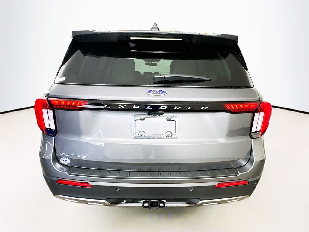 2025 Ford Explorer Active 5