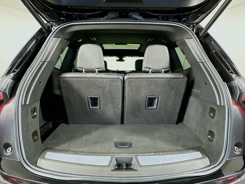 Thumbnail: 2024 Cadillac XT6 - 21