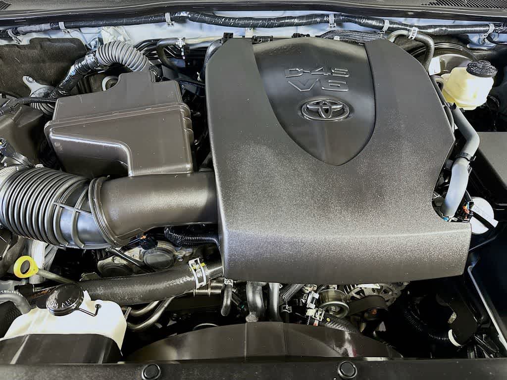 Thumbnail: 2021 Toyota Tacoma - 9