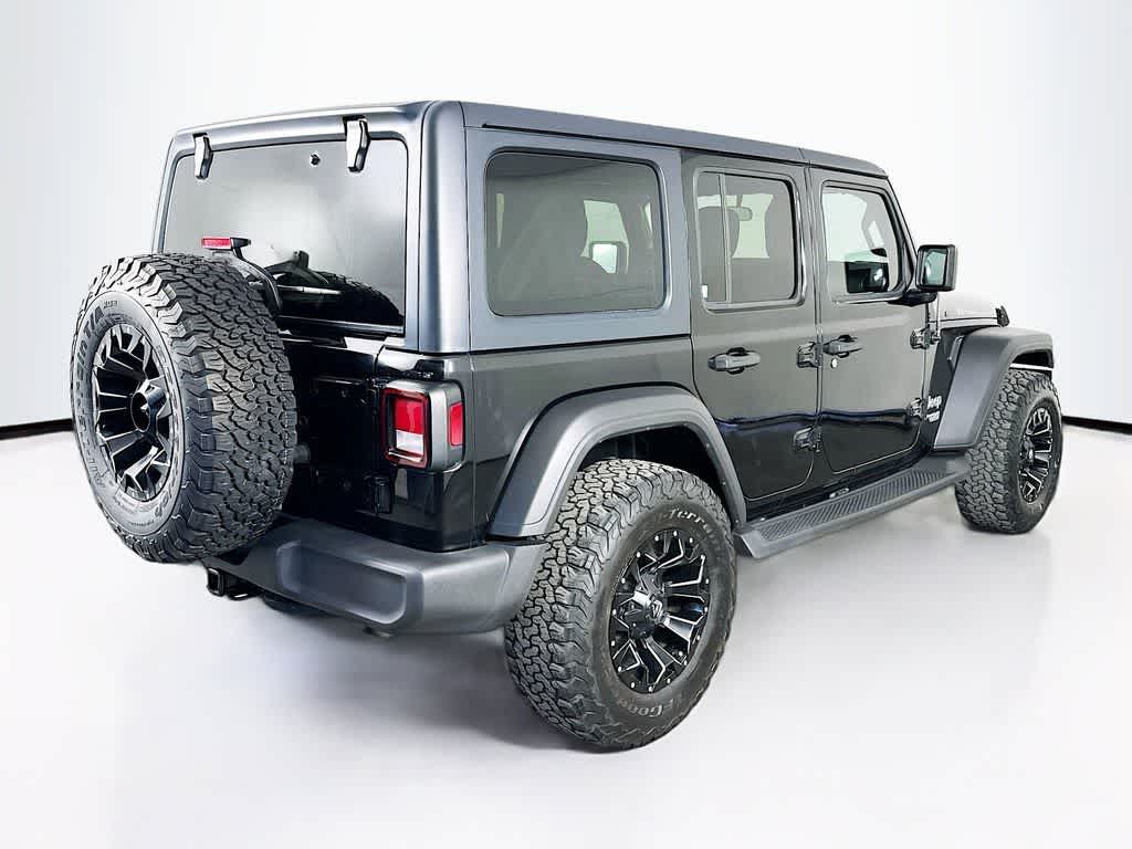 Thumbnail: 2018 Jeep Wrangler - 24