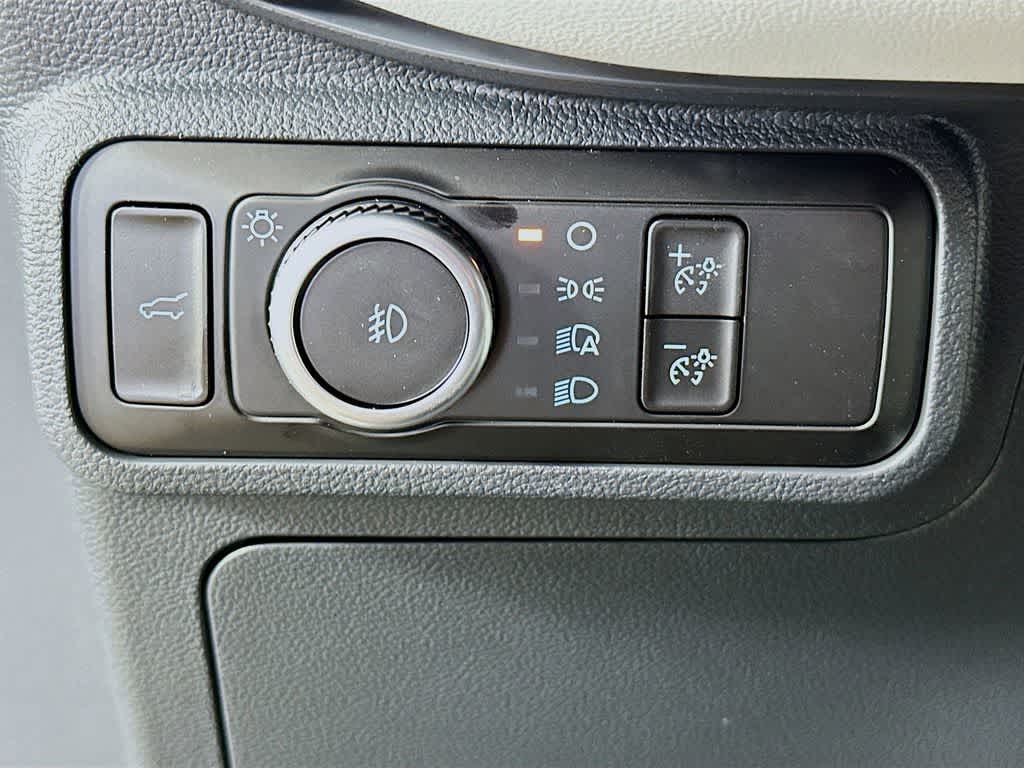 Thumbnail: 2025 Ford Explorer - 26