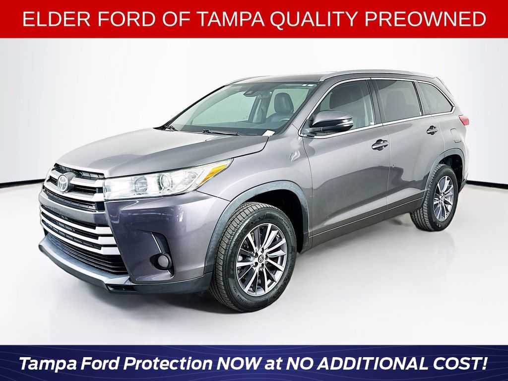 Thumbnail: 2017 Toyota Highlander - 1