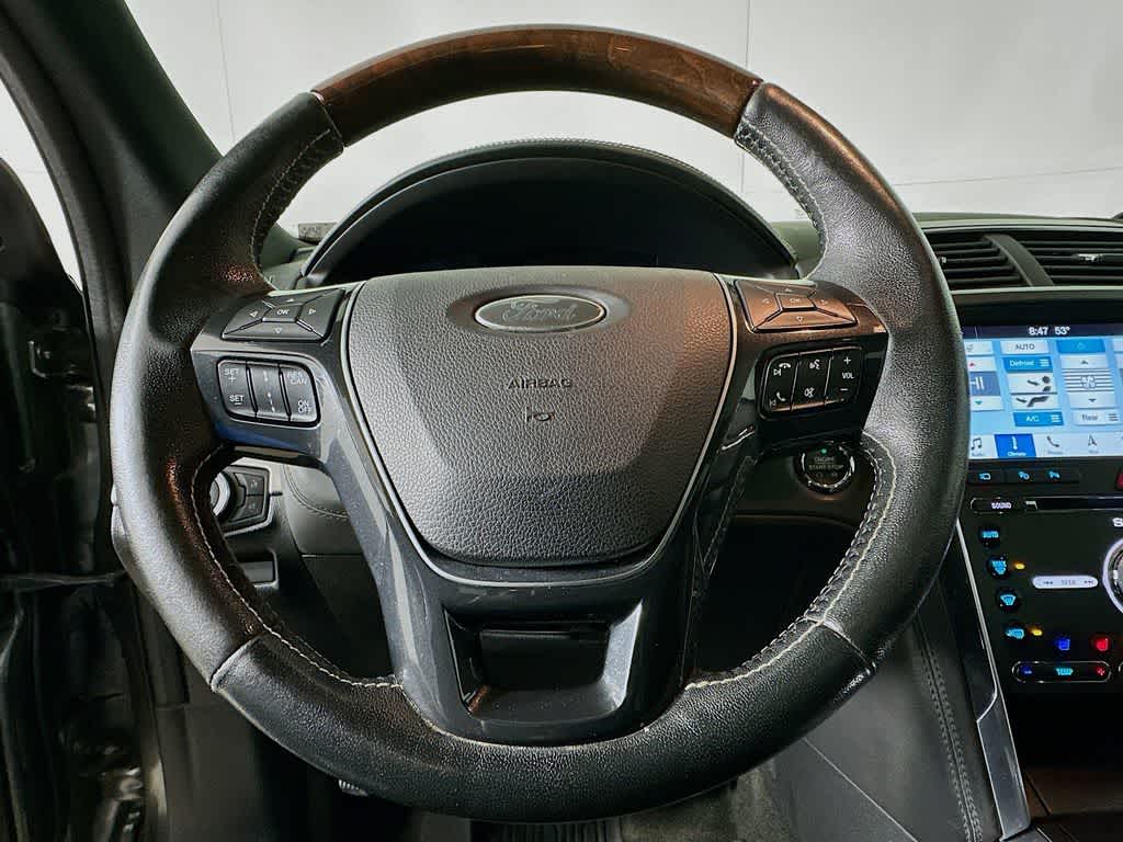 Thumbnail: 2017 Ford Explorer - 16