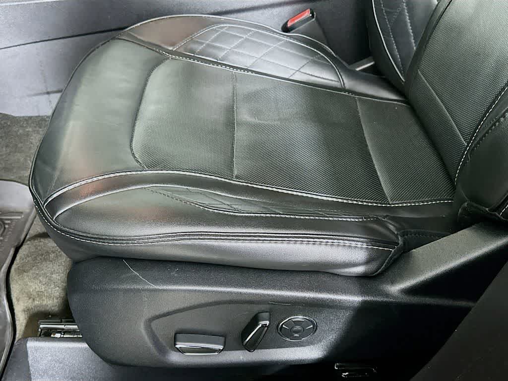 Thumbnail: 2017 Ford Explorer - 31