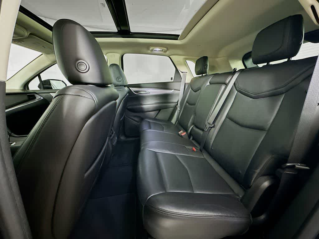 Thumbnail: 2017 Cadillac XT5 - 14