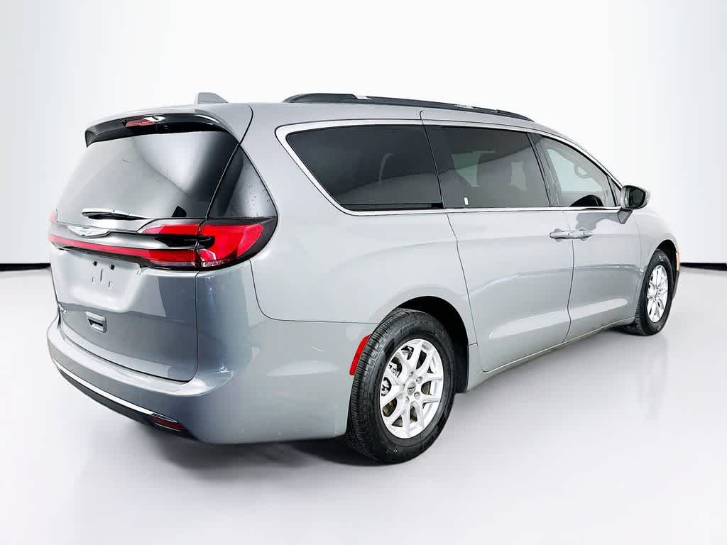 Thumbnail: 2022 Chrysler Pacifica - 25
