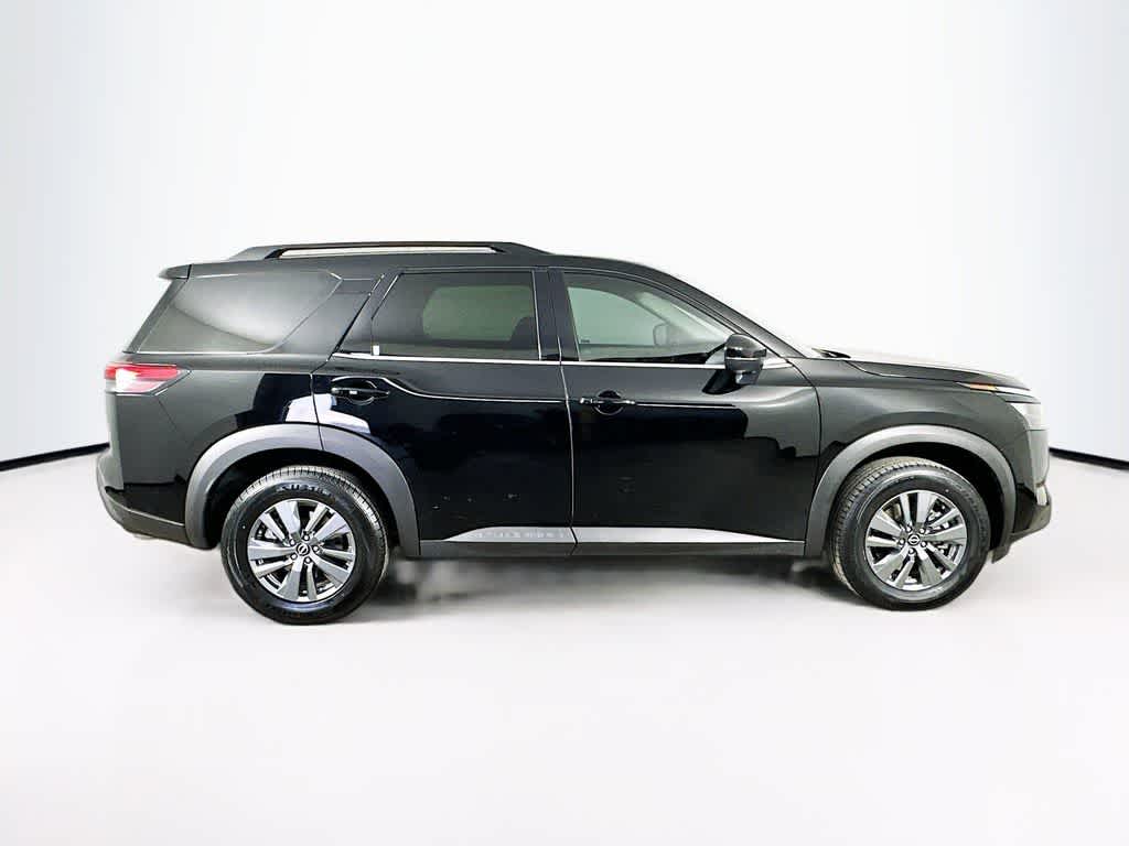 Thumbnail: 2024 Nissan Pathfinder - 25