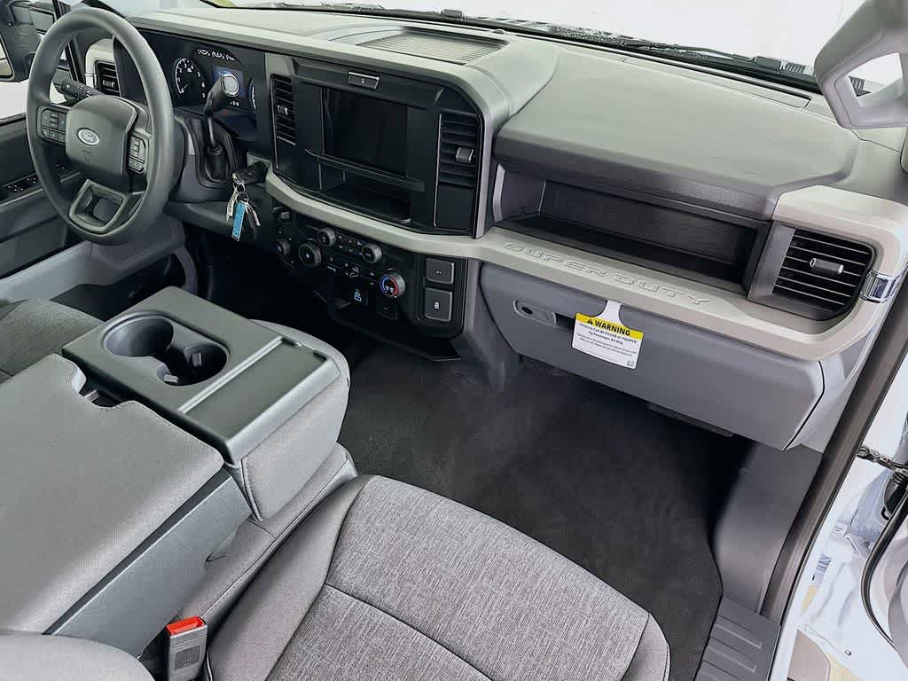 Thumbnail: 2026 Ford F-250 - 31