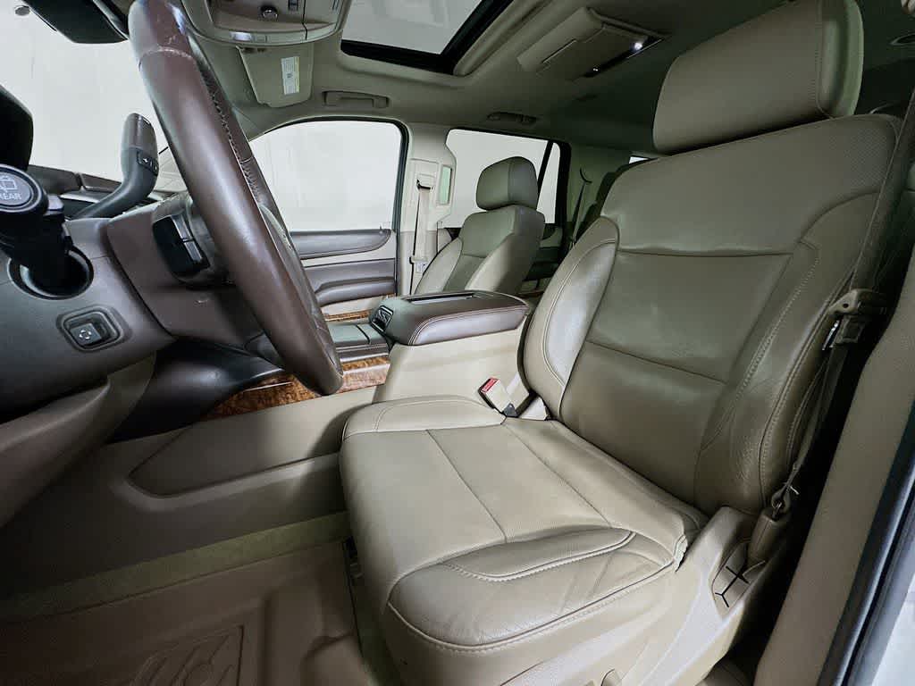 Thumbnail: 2016 Chevrolet Tahoe - 12