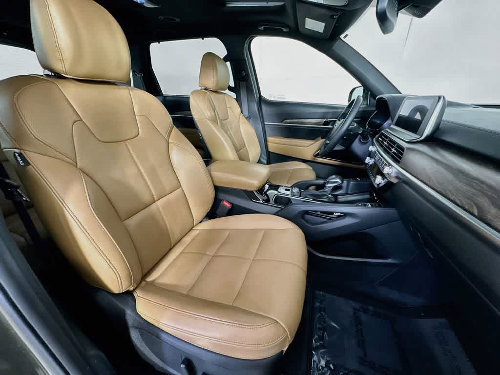 Thumbnail: 2020 Kia Telluride - 14
