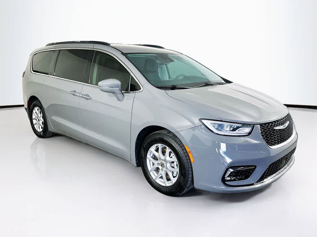 Thumbnail: 2022 Chrysler Pacifica - 24