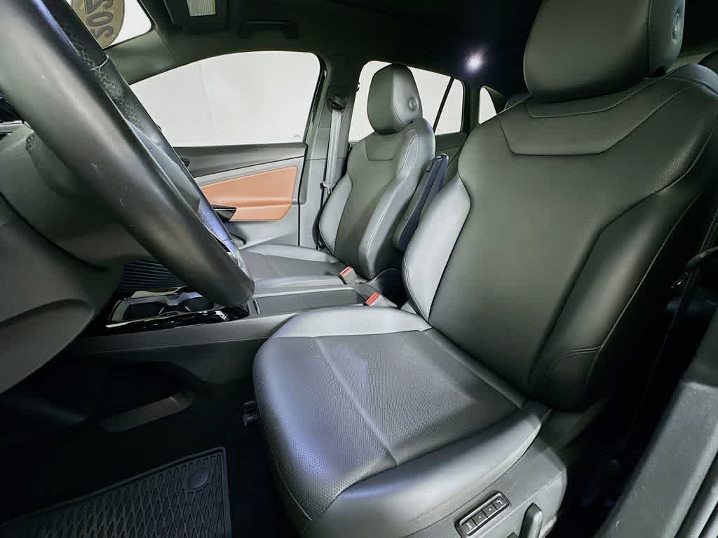 Thumbnail: 2021 Volkswagen ID.4 - 12