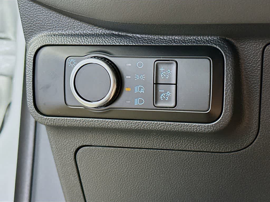 Thumbnail: 2026 Ford Explorer - 24