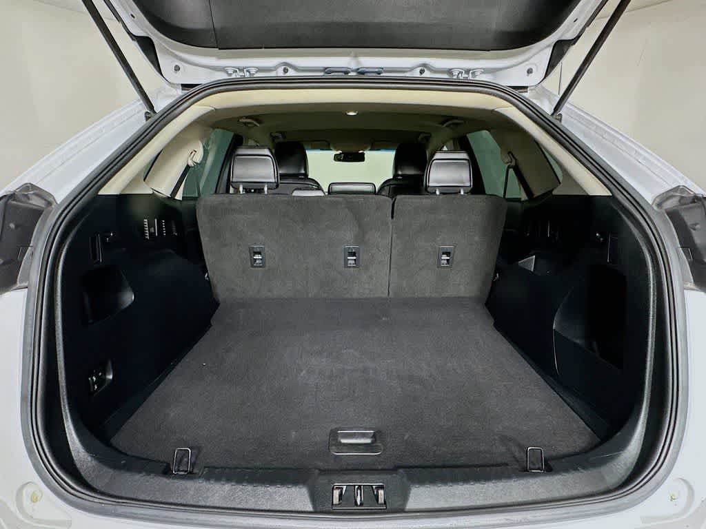 Thumbnail: 2020 Ford Edge - 21