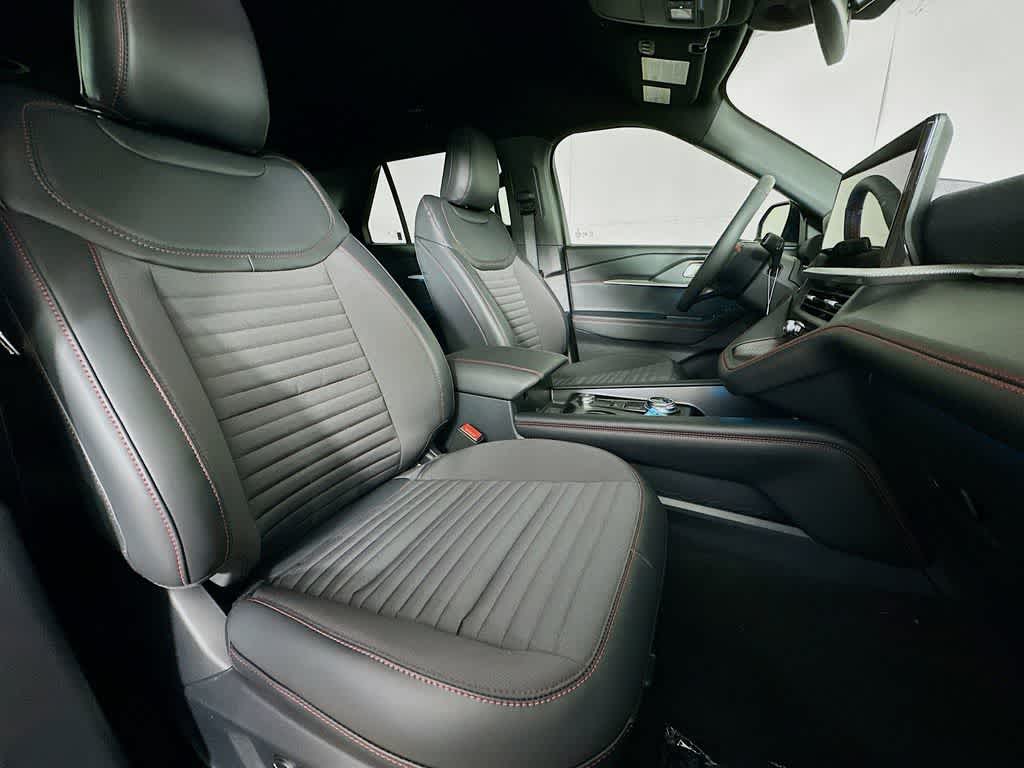 Thumbnail: 2026 Ford Explorer - 15