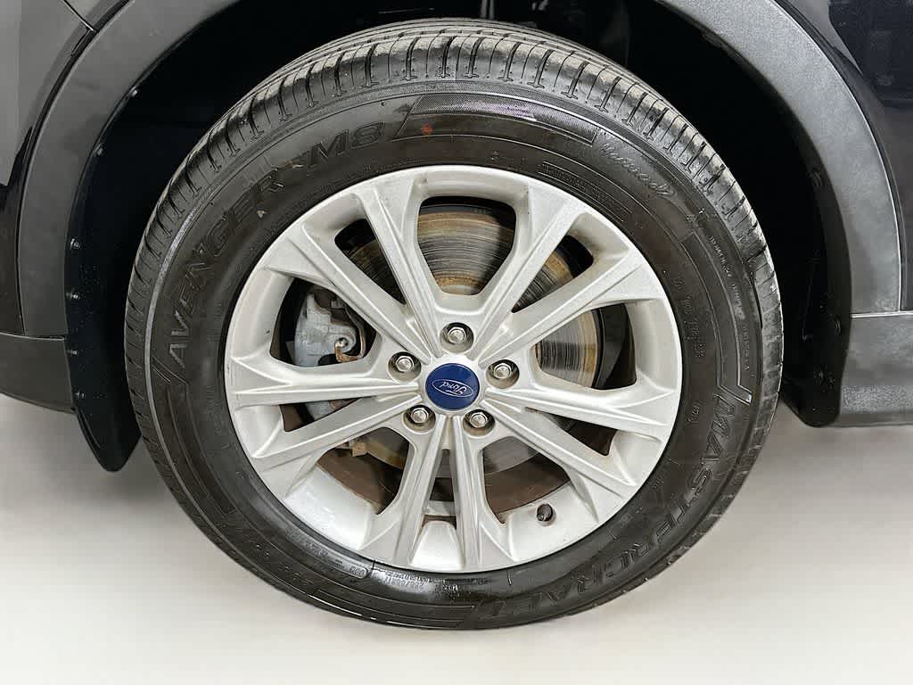 Thumbnail: 2019 Ford Escape - 8