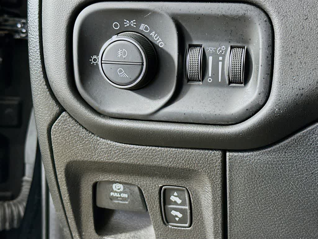 Thumbnail: 2021 RAM 1500 - 26