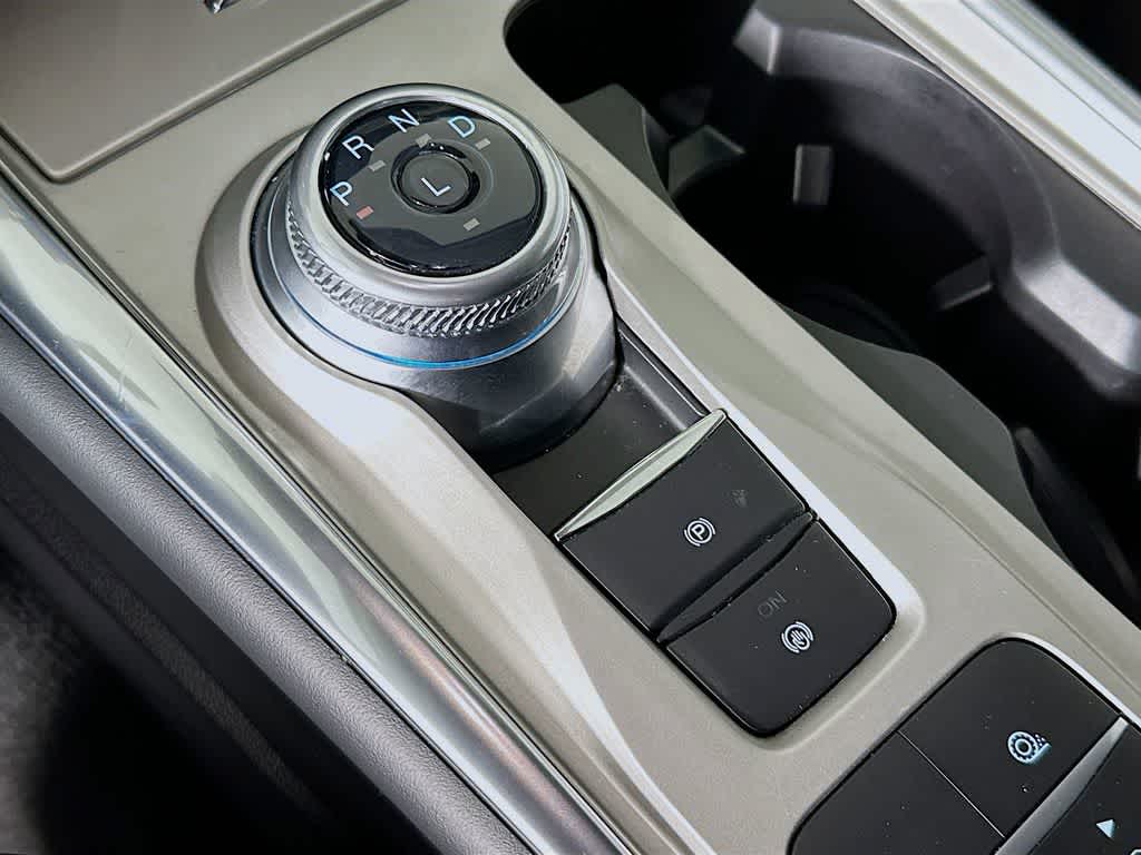 Thumbnail: 2022 Ford Explorer - 19