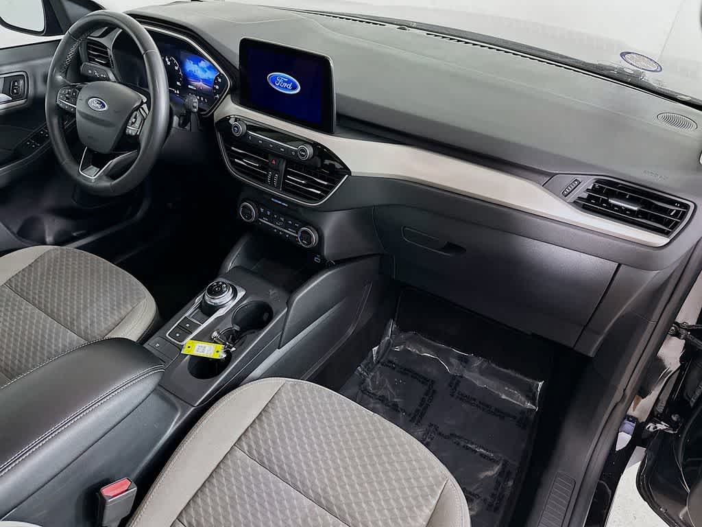 Thumbnail: 2021 Ford Escape - 33