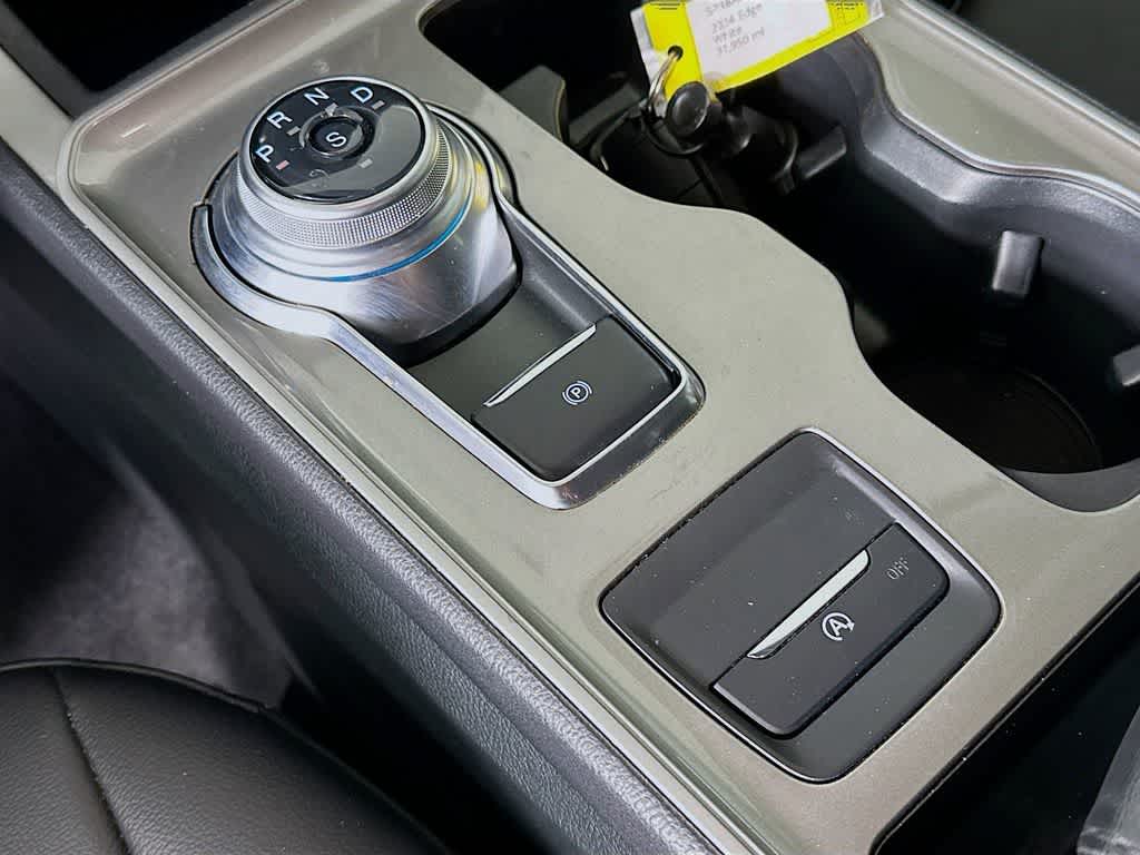 Thumbnail: 2024 Ford Edge - 18