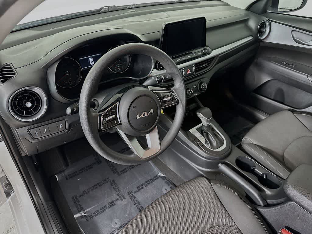 Thumbnail: 2024 Kia Forte - 2