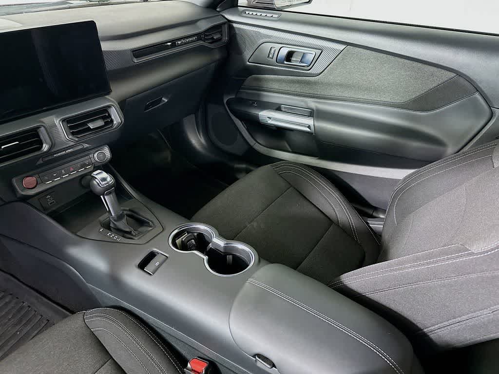 Thumbnail: 2024 Ford Mustang - 10